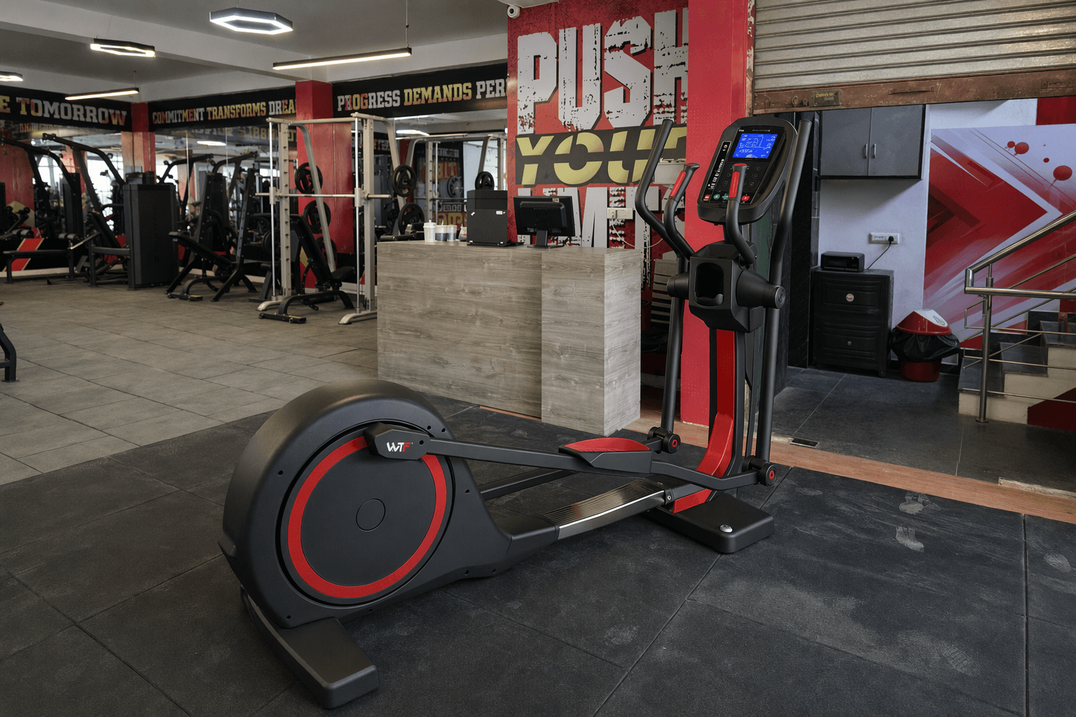 Commercial Elliptical Cross Trainer deployed in a WTF gym